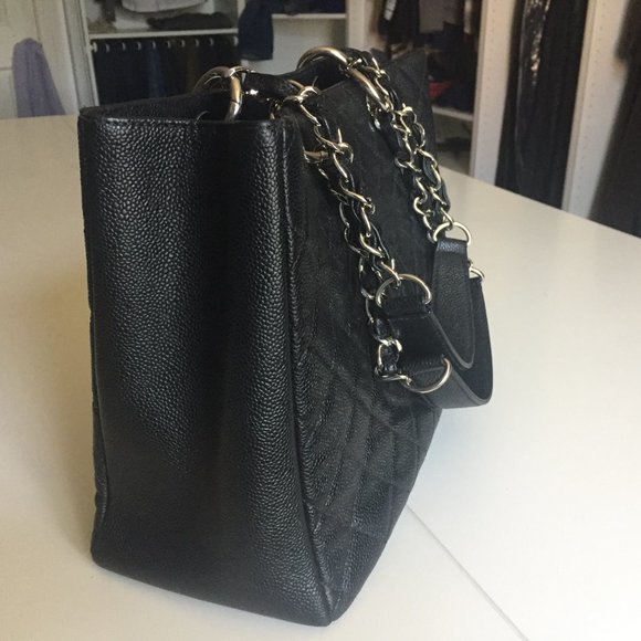 CHANEL GST Large Shopping Tote - Picture 5 of 11